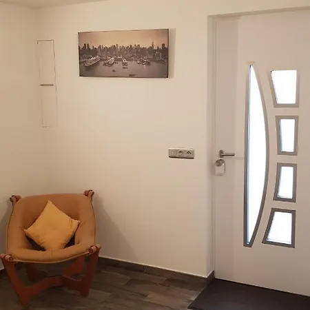 Deluxe, Voyages D'affaires. 3*
