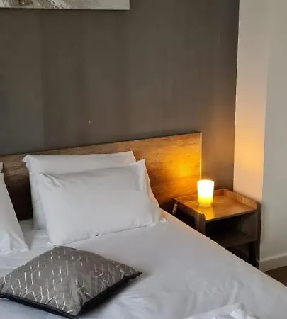 Гостевой дом Deluxe, Voyages D'affaires. 3*
