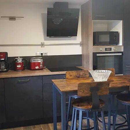 Konukevi Deluxe, Voyages D'affaires.