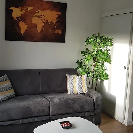 Deluxe, Voyages D'affaires. Guest house *