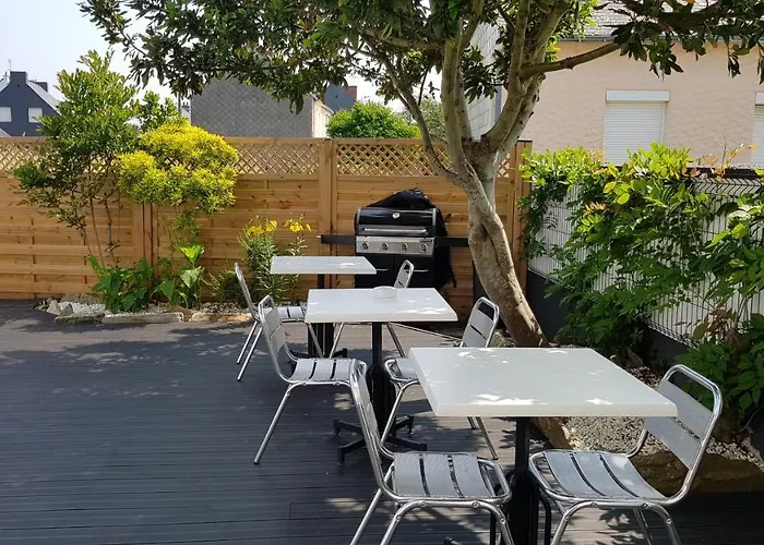 Deluxe, Voyages D'affaires. 招待所